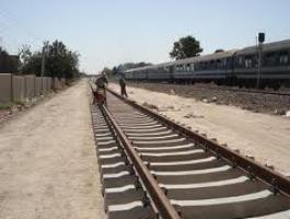 حریم ریل راه آهن قم احداث و بهسازی می‌شود