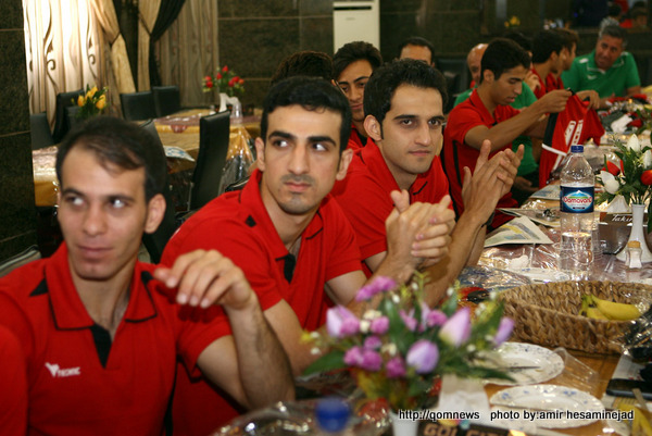 جشن پیراهن بازیکنان فوتسال تیم ماهان تندیس قم
