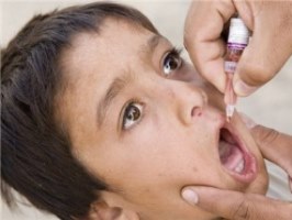 آغاز واکسیناسیون فلج اطفال ویژه اتباع خارجی در قم