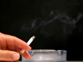 روزانه ۱۰ میلیارد تومان هزینه مصرف سیگار می‌شود/مصرف سالانه ۷۰۰۰میلیارد تومان برای درمان بیماری‌های ناشی از سیگار