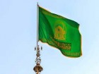 اهتزاز پرچم سبز رضوی بر فراز گنبد حضرت شمس الشموس(ع)