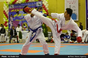 جشن قهرمانی انقلاب در 3 رده سنی کاراته باشگاه‌های قم