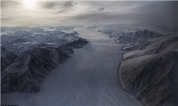 یکی از تازه‌ترین پروژه‎‌های ناسا مربوط به عکس‌برداری از یخچال‌های طبیعی و زمین‌های یخی قطب شمال است.