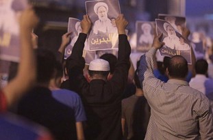 راهپیمایی مردم قم در حمایت از مردم بحرین