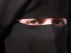 مدرسه‌ای در لندن زدن پوشیه را برای مادر مسلمان ممنوع کرد