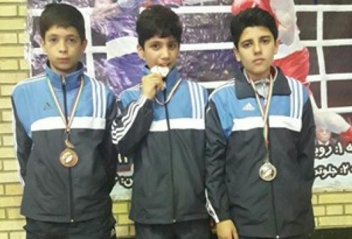 افتخار آفرینی 3 بوکسور قم در مسابقات نونهالان ایران