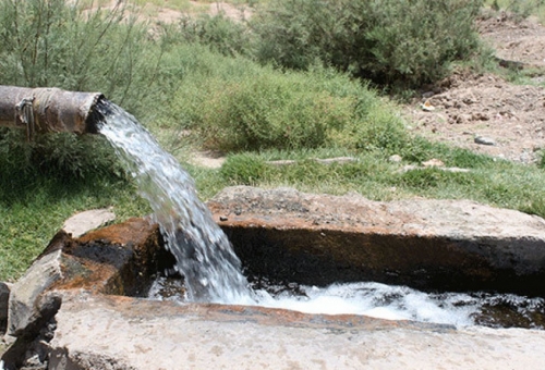 چاه‌های غیرمجاز آب کشاورزی کهک را نابود کرد/توجه به ظرفیت گردشگری