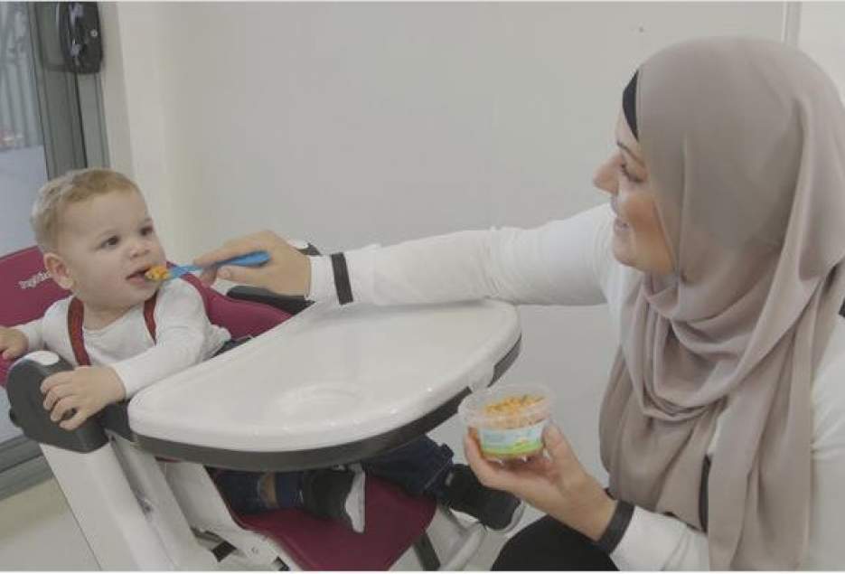 دو بانوی مسلمان استرالیایی تجارت «غذای حلال کودک» راه اندازی کردند