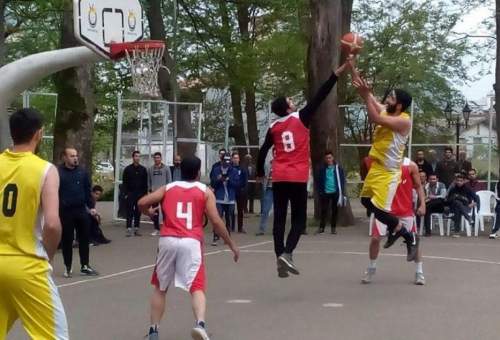 بسکتبال خیابانی درقم توسعه پیدا می کند