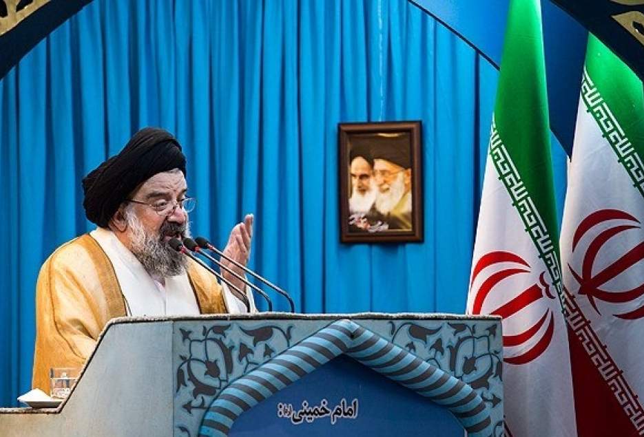 ملت ایران سر ترامپ را به سنگ می کوبد/ گرانی‌ها افسارگسیخته است، مسئولان کجایند؟