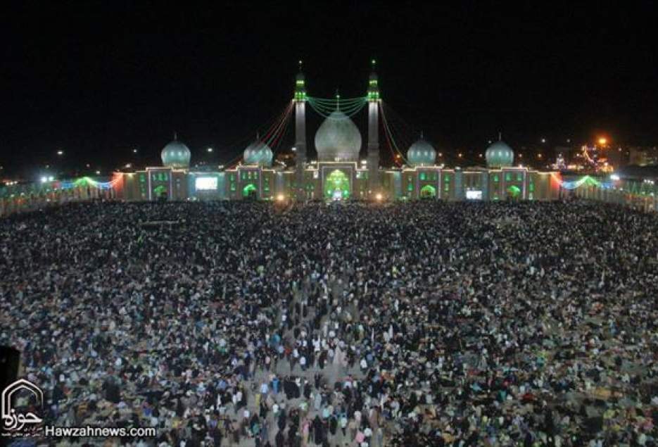 جایگاه والای مسجد جمکران در بین شیعیان و توجه ویژه بزرگان به این مکان مقدس