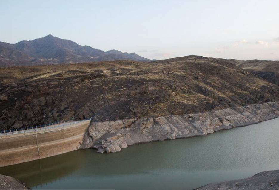 حریم رودخانه سلمان قم به پسماندهای صنعتی آلوده‌شده است