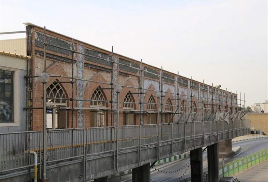ساخت‌وسازهای صحن جوادالائمه حرم حضرت معصومه (س) برای رفاه زائران در حال ساخت است