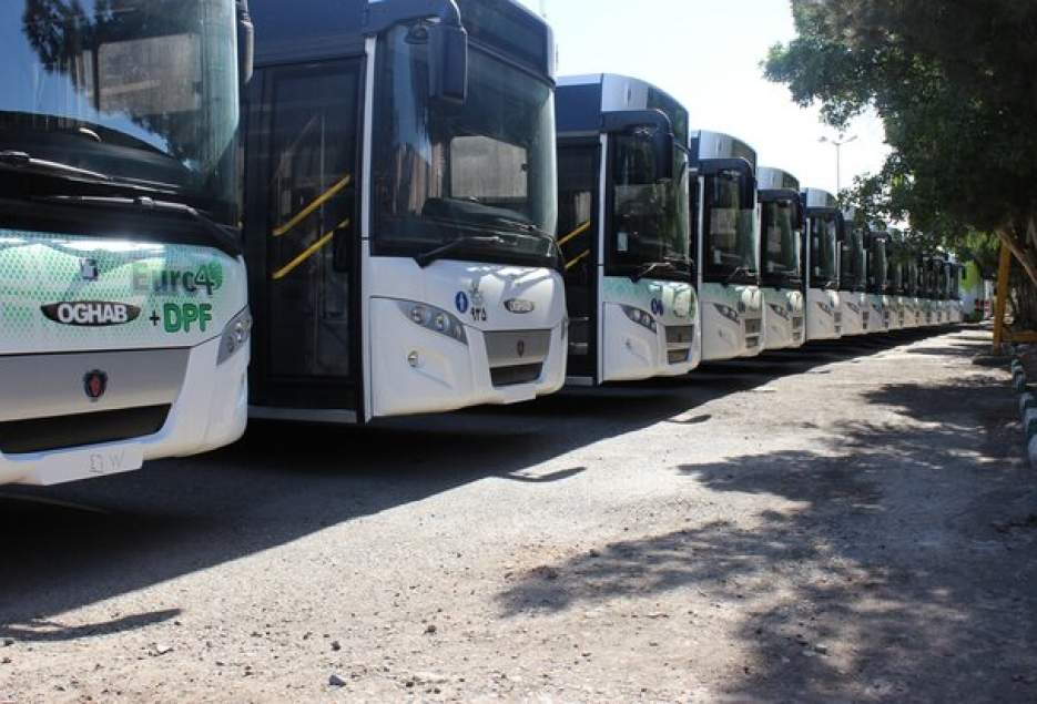 ادامه توقف فعالیت اتوبوس‌های درون شهری شهرداری قم تا ۱۶ فروردین