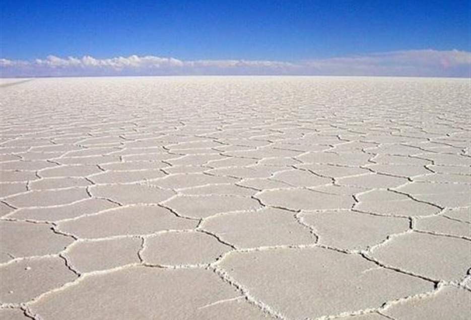 استاندار قم از طولانی شدن روند فعال‌سازی ظرفیت‌های اقتصادی دریاچه نمک انتقاد کرد