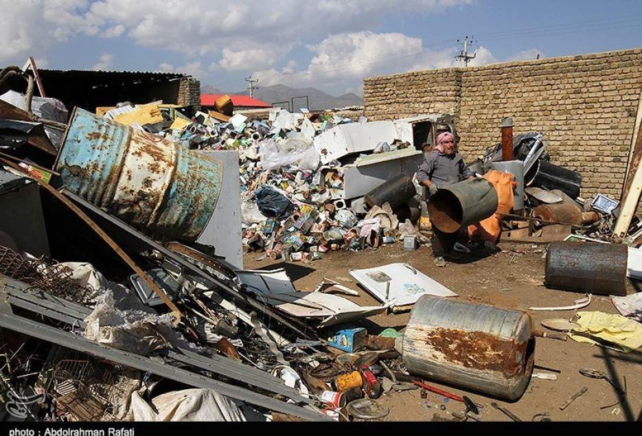 ساماندهی گاراژهای جمع‌آوری غیرمجاز ضایعات در قم/ زباله‌گردها ساماندهی می‌شوند