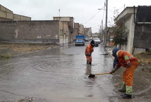 مشکل آب‌گرفتگی خیابان جوادالائمه (ع) قم تا دو ماه آینده حل می‌شود