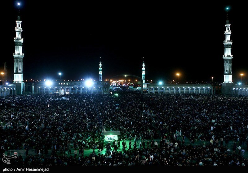 مراسم احیاء شب بیست و یکم ماه رمضان در مسجد مقدس جمکران