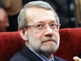 لاریجانی با خانواده شهید سلیمانیان در خلجستان قم دیدار کرد