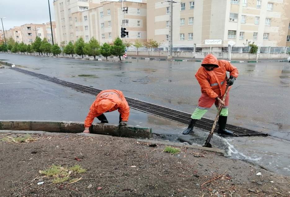 آبگرفتگی خیابان محتشم قم رفع می شود