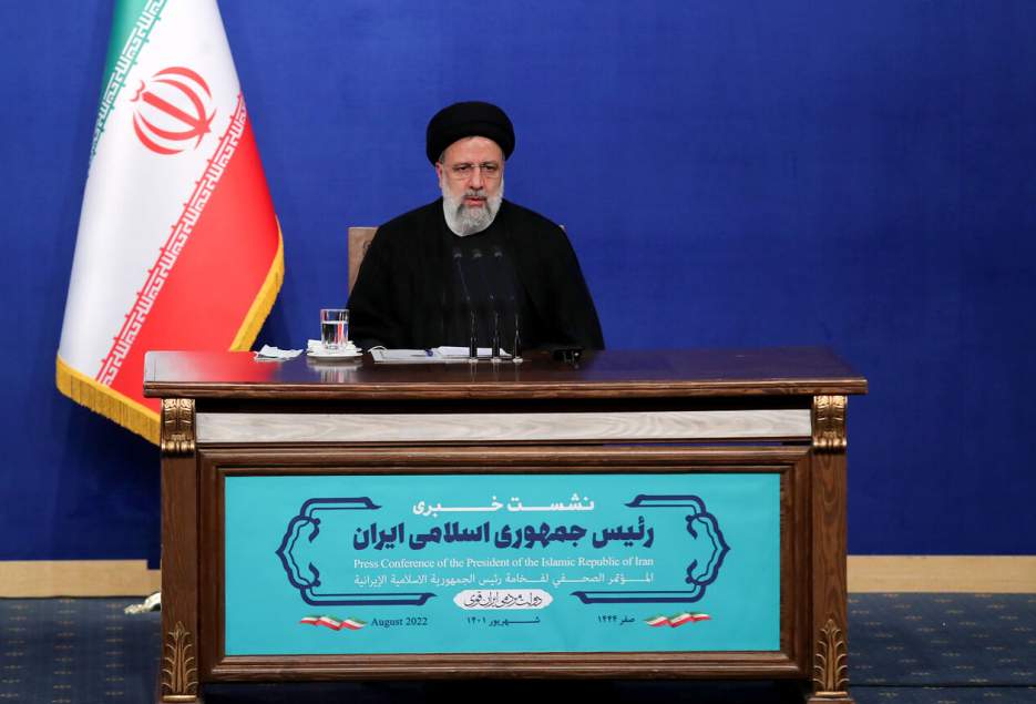 President Raisi urges solving problem by relying on domestic capabilities