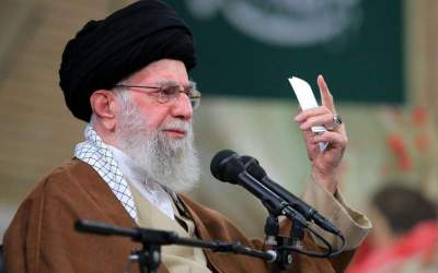 رهبر انقلاب اسلامی: توصیه موکد من تعامل سازنده مجلس با دولت جدید است