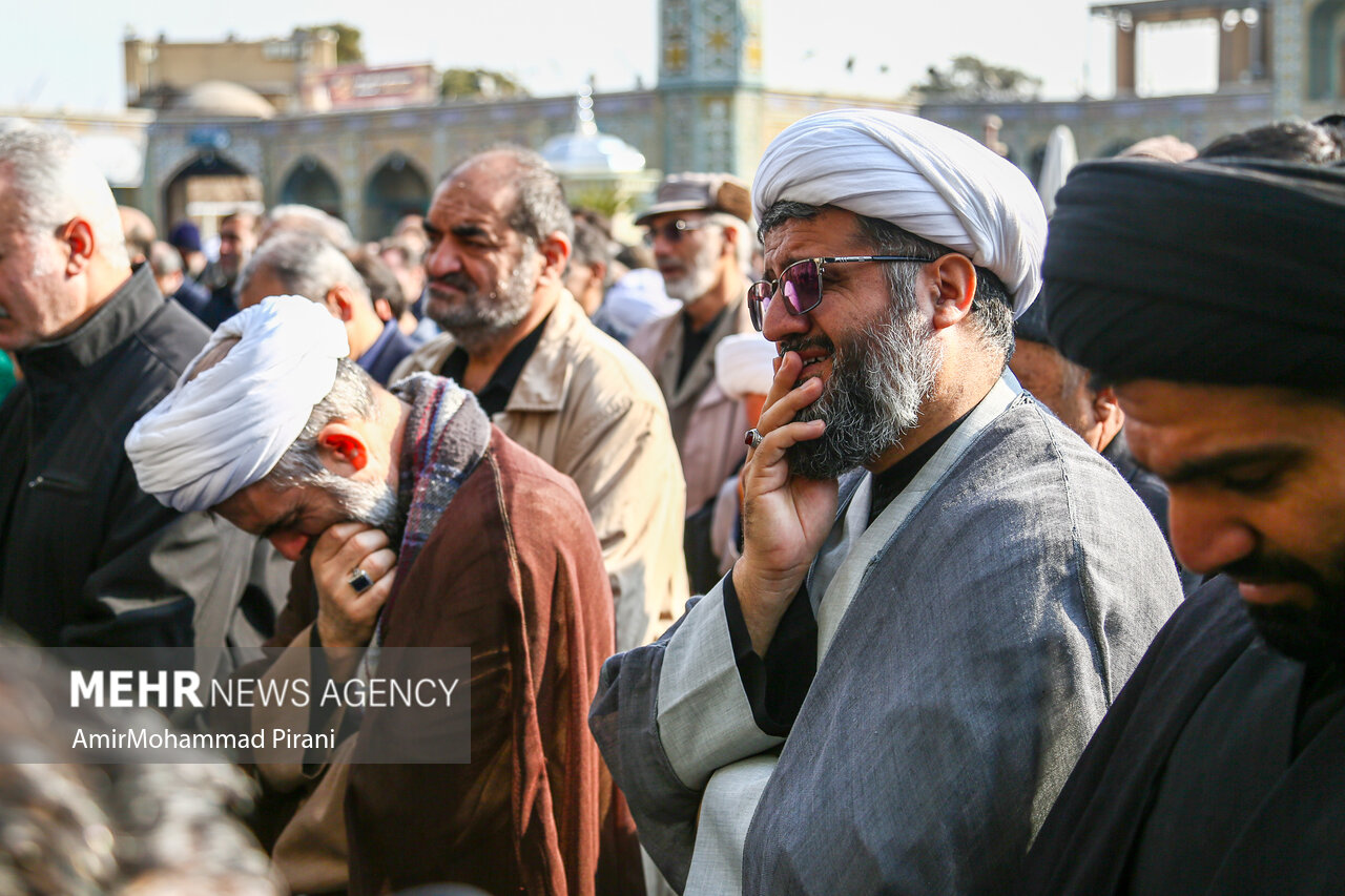 دسته عزای خادمان حرم حضرت معصومه(س) در سوگ امام کاظم(ع)