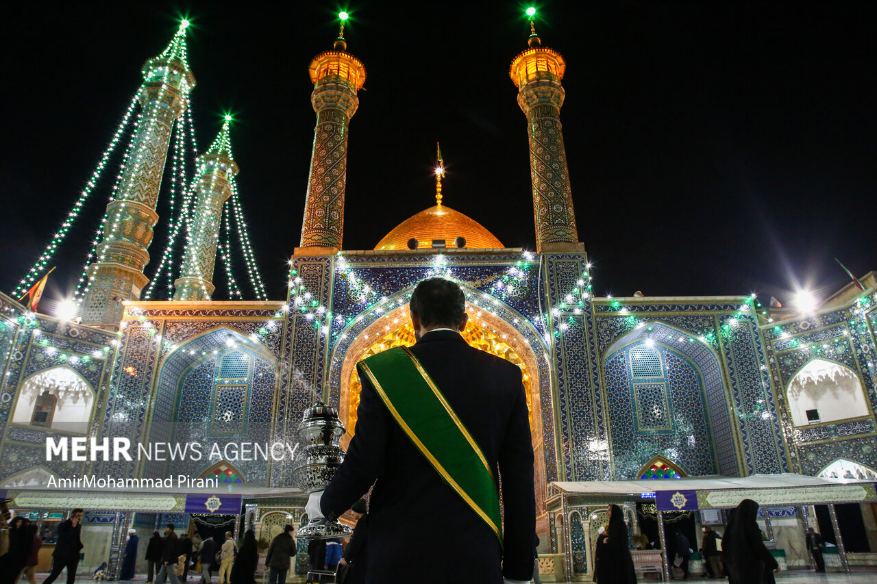 شب میلاد امام حسین(ع) در حرم حضرت معصومه(س)