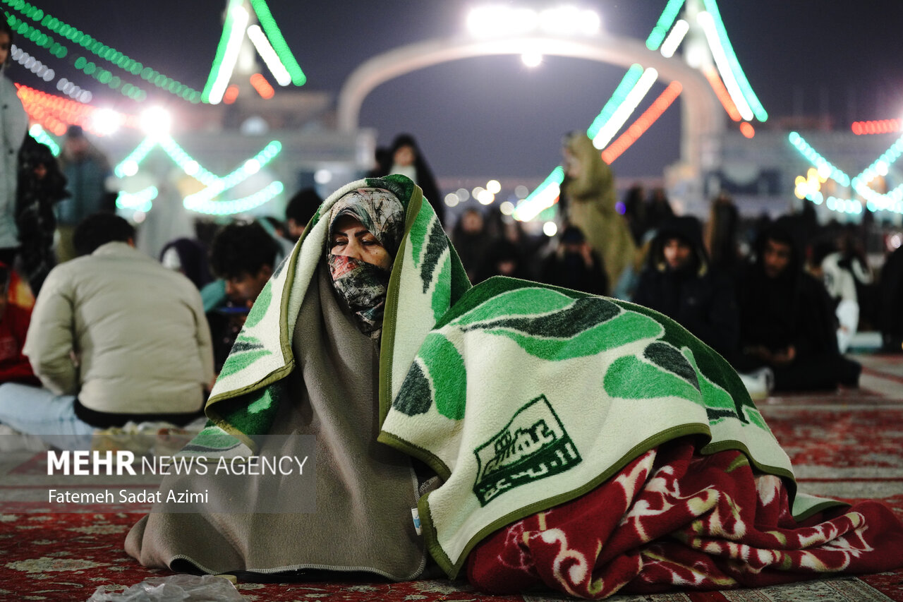 شب نیمه شعبان در مسجد جمکران