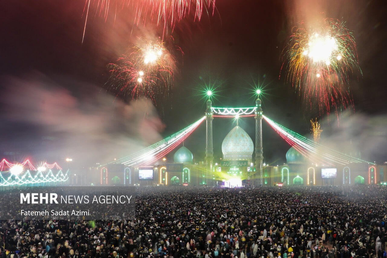 شب نیمه شعبان در مسجد جمکران